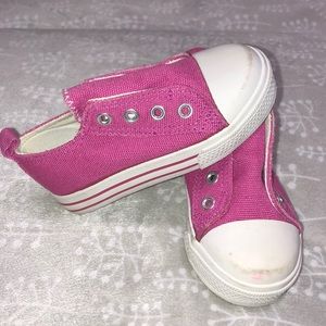 Toddler size 6 Laceless sneakers